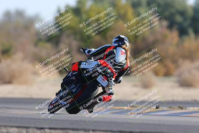 media/Dec-18-2022-SoCal Trackdays (Sun) [[8099a50955]]/Turn 7 Backside (1125am)/